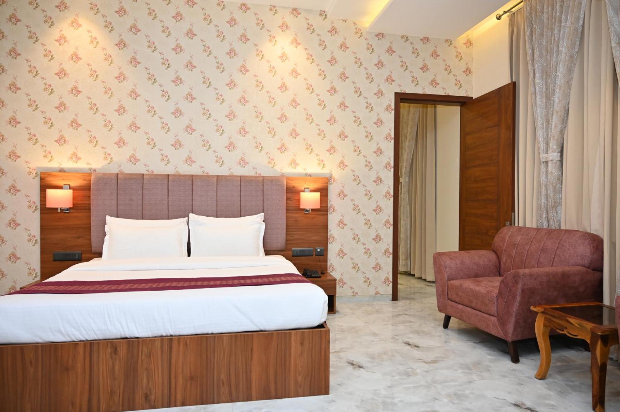 Hotel Shyamleela Khatu ภายนอก รูปภาพ
