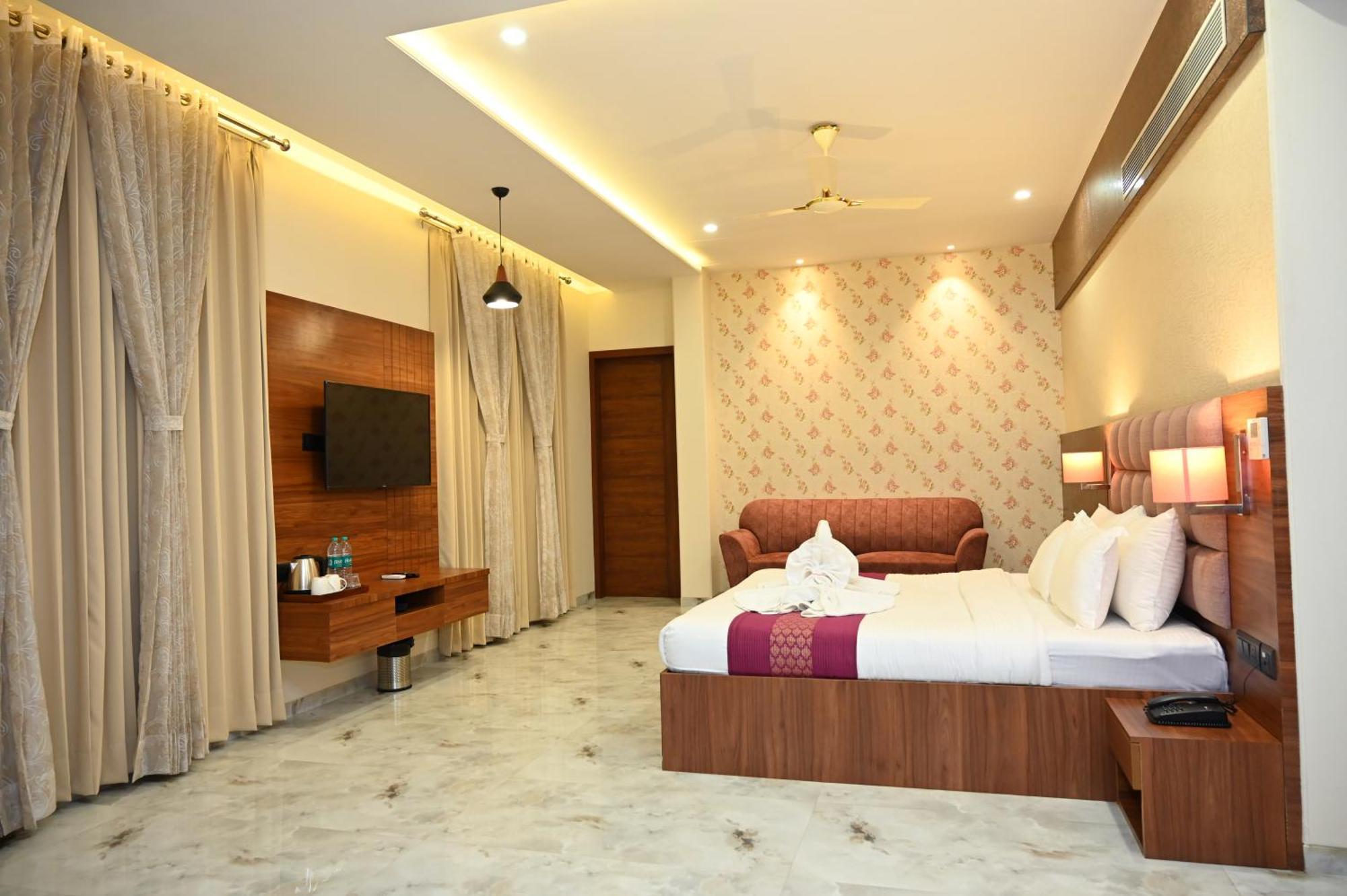Hotel Shyamleela Khatu ภายนอก รูปภาพ