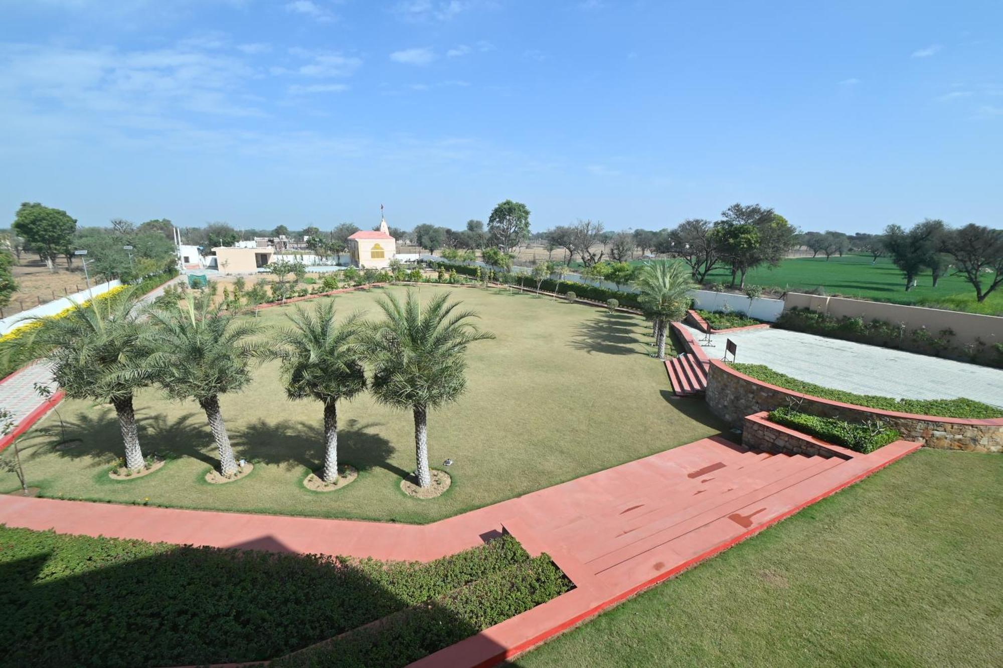Hotel Shyamleela Khatu ภายนอก รูปภาพ